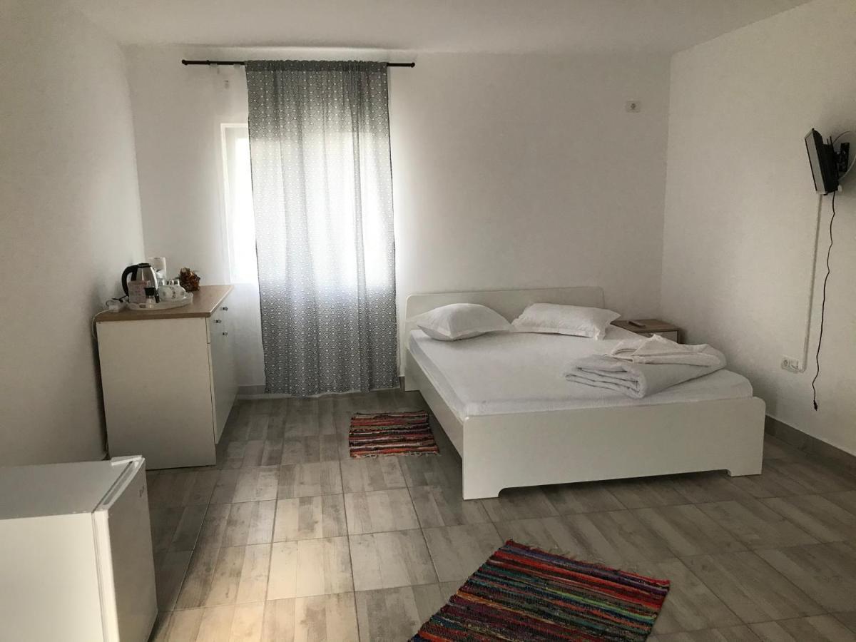 Aparthotel Casa Dada Două Mai Exterior foto