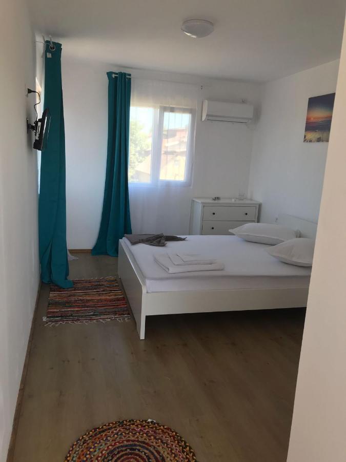 Aparthotel Casa Dada Două Mai Exterior foto